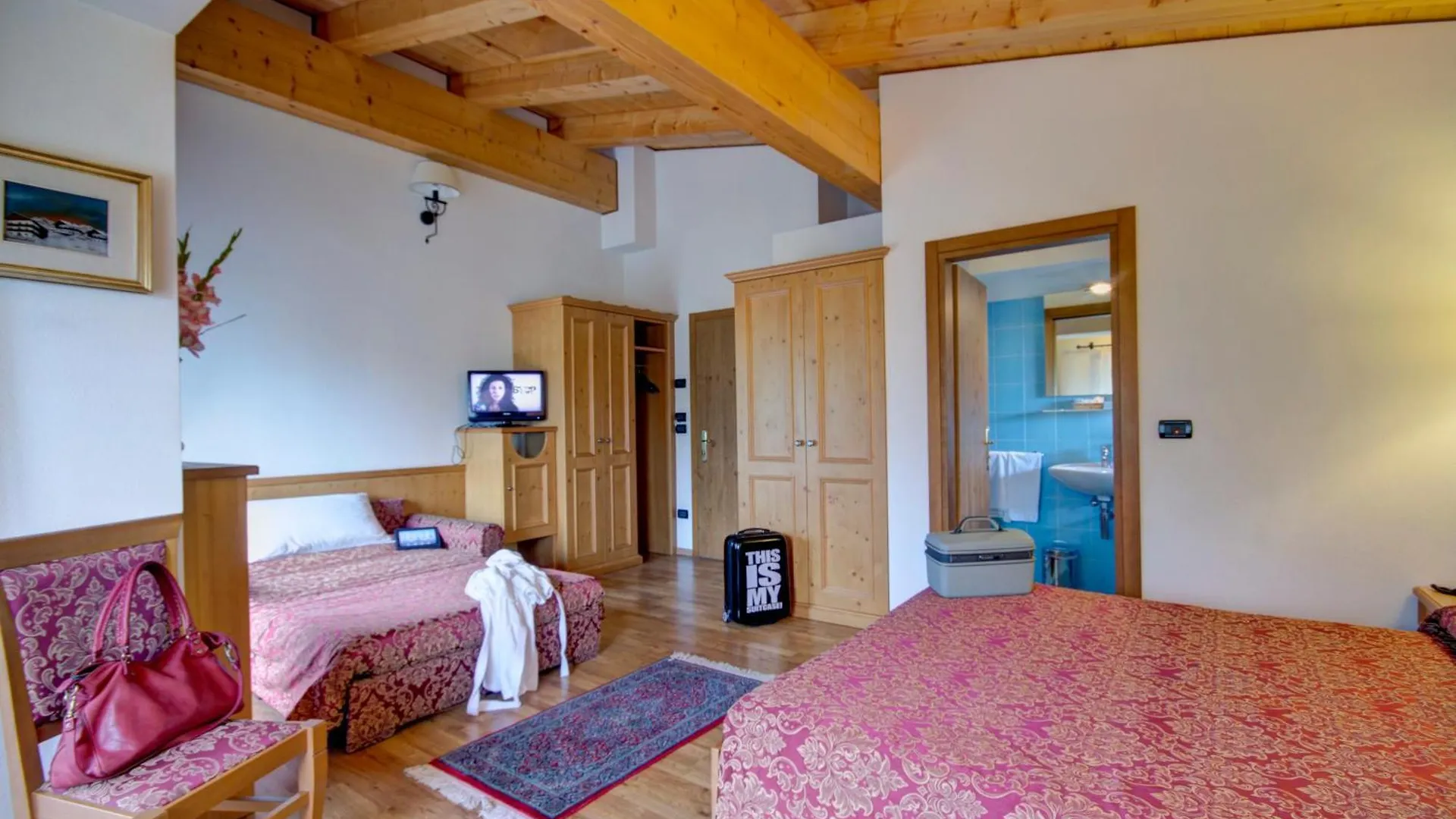 Hotel Des Alpes Cortina d'Ampezzo 3*,