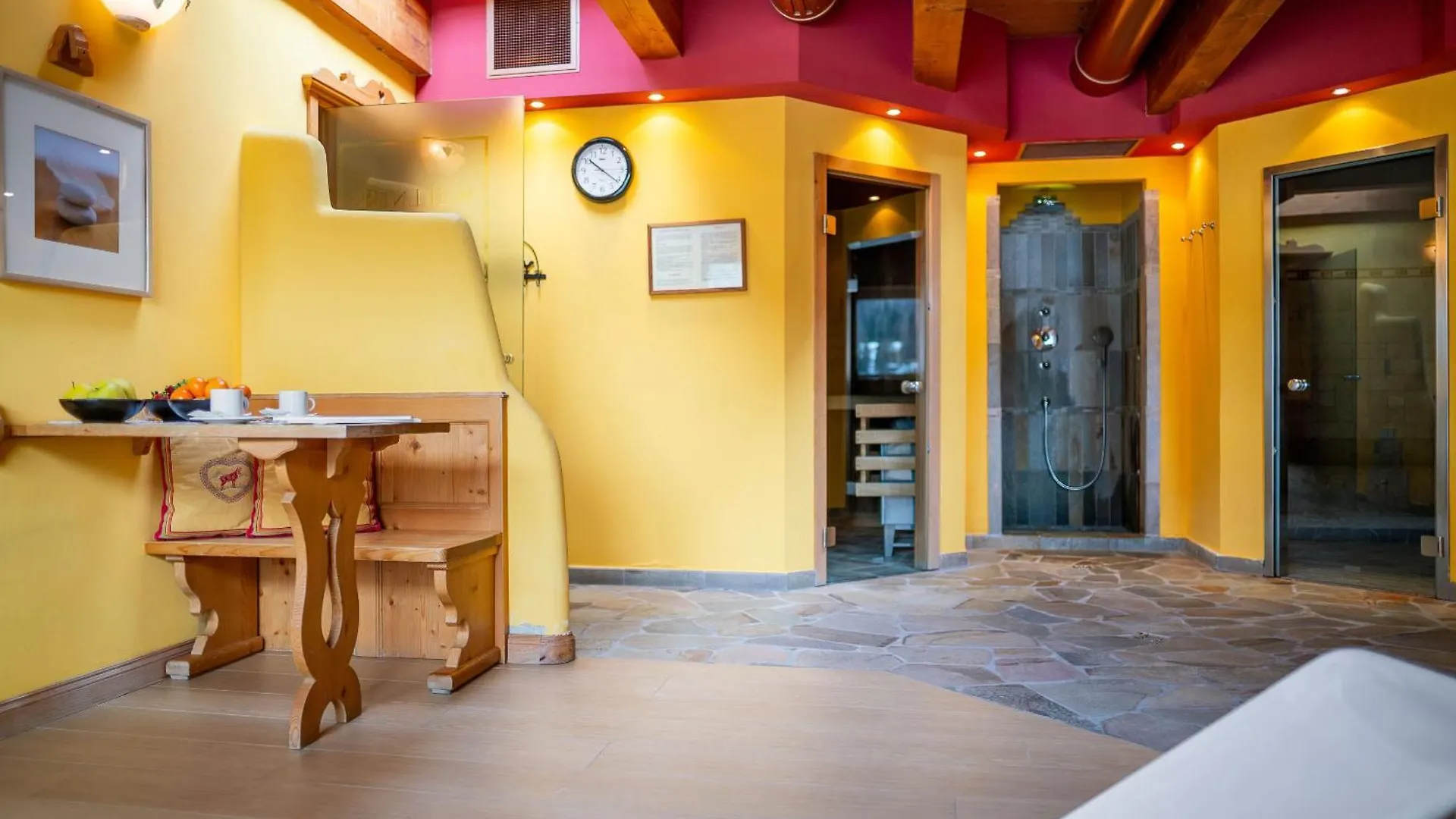 Hotel Des Alpes Cortina d'Ampezzo 3*,  Italy